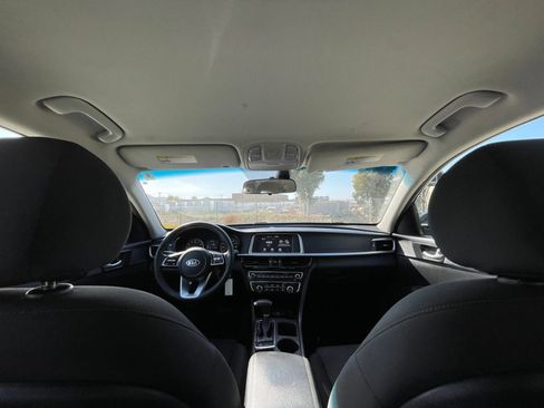 Used 2019 Kia Optima LX FWD image 12