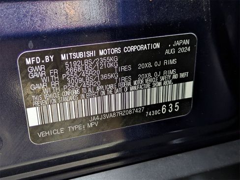 Used 2024 Mitsubishi Outlander SE image 32