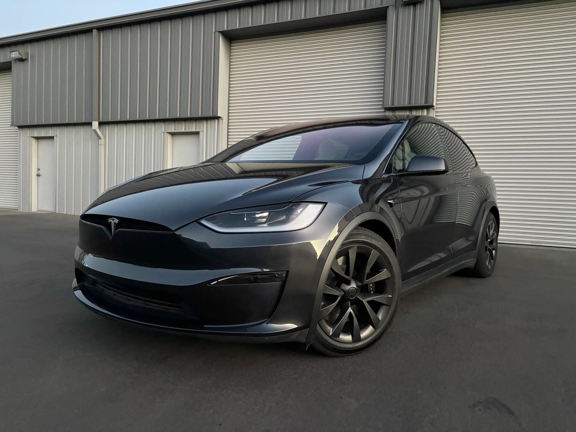 Used 2025 Tesla Model X AWD/4WD image 4