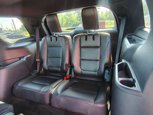 Used 2016 Ford Explorer Sport w/ Equipment Group 401A AWD/4WD image 21