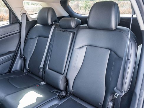 Used 2023 Kia Sportage EX image 18