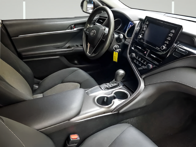 Used 2021 Toyota Camry LE FWD image 25