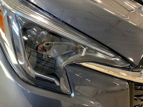 Used 2023 Subaru Ascent Premium w/ Convenience Package image 26