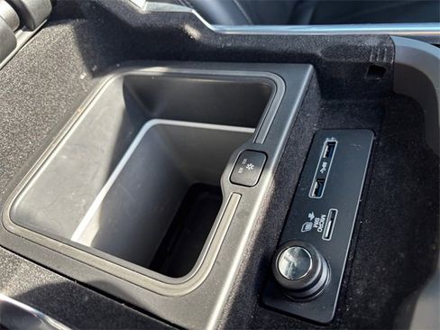 Used 2019 Land Rover Range Rover Sport HSE image 17