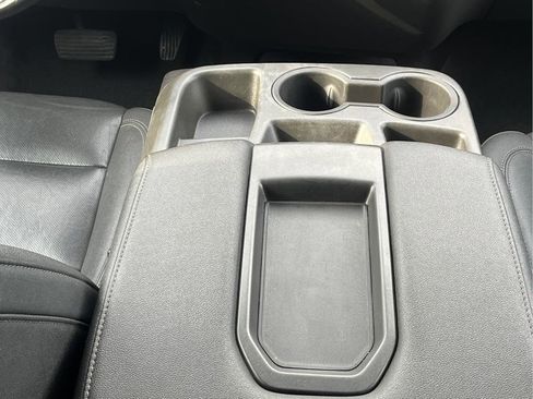 Used 2024 GMC Sierra 1500 SLT image 18