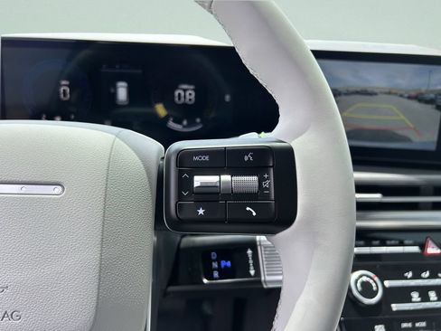 New 2026 Hyundai Santa Fe SE FWD image 29