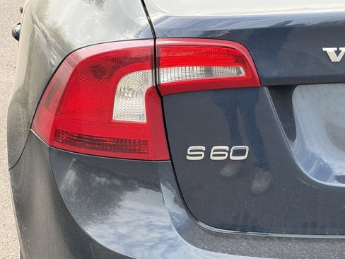 Used 2012 Volvo S60 T5 FWD image 12