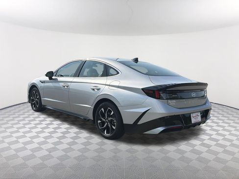 Used 2024 Hyundai Sonata SEL FWD image 15
