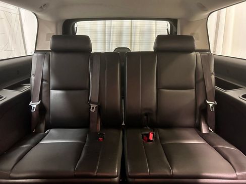 Used 2012 Chevrolet Suburban LTZ AWD/4WD image 23