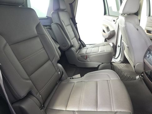 Used 2020 GMC Yukon Denali w/ Denali Premium Package AWD/4WD image 39