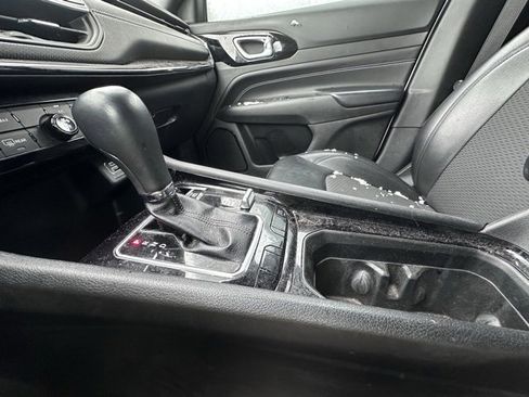 Used 2022 Jeep Compass Altitude image 15