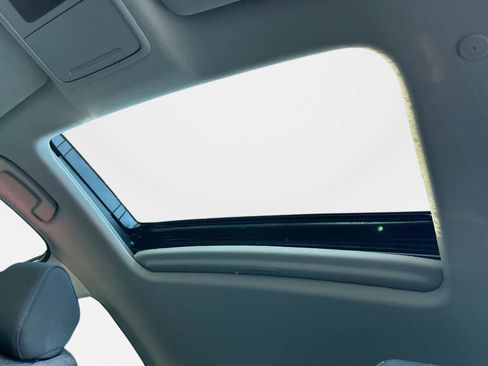 Used 2024 Honda Accord EX image 17