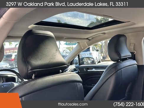 Used 2017 Ford Fusion Titanium image 25