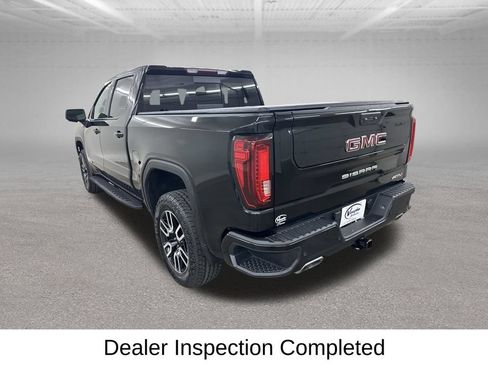 Used 2024 GMC Sierra 1500 AT4 w/ AT4 Premium Package AWD/4WD image 10