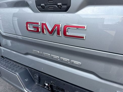 New 2026 GMC Sierra 1500 Elevation image 26