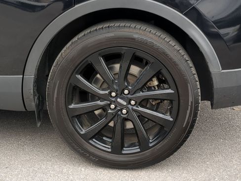 Used 2021 Lincoln Nautilus Reserve w/ Equipment Group 201A image 9