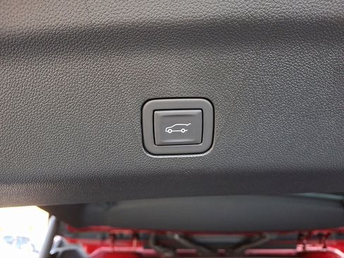 Certified 2024 Chevrolet Tahoe RST w/ RST Performance Edition image 29