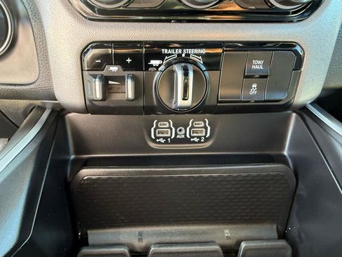 Used 2024 RAM 1500 Big Horn w/ Trailer Tow Group image 25