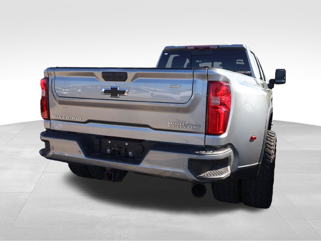 Used 2025 Chevrolet Silverado 3500 High Country w/ High Country Premium Package AWD/4WD image 14