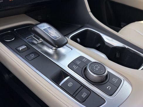 Used 2023 INFINITI QX60 Luxe w/ Cargo Package FWD image 8