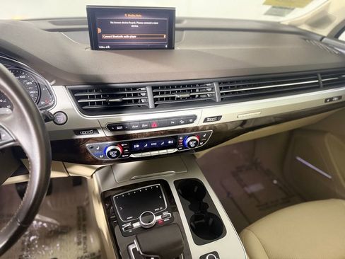 Used 2018 Audi Q7 2.0T Premium Plus AWD/4WD image 16