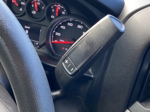 Used 2022 Chevrolet Silverado 1500 Custom image 18