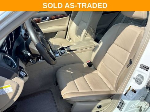 Used 2014 Mercedes-Benz C 250 Sedan image 11