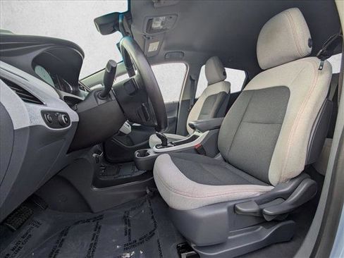 Used 2018 Chevrolet Bolt LT image 16
