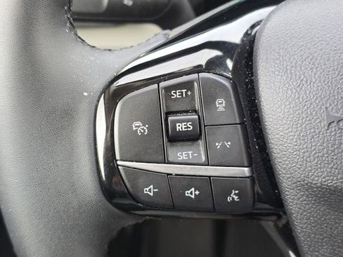 Certified 2025 Ford Escape SE w/ PHEV Premium Package FWD image 17