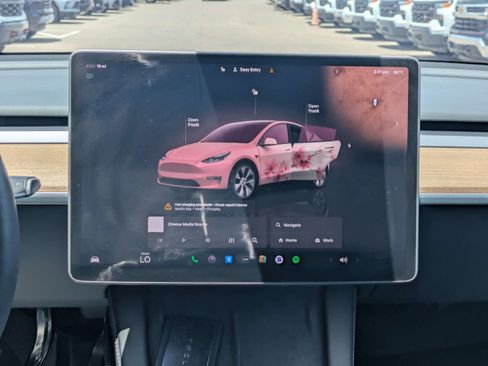 Used 2023 Tesla Model Y Long Range AWD/4WD image 17