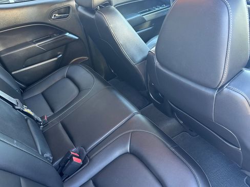 Used 2022 Chevrolet Colorado ZR2 image 17