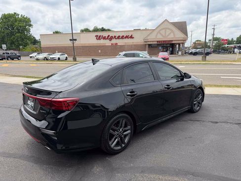 Used 2021 Kia Forte GT-Line w/ GT-Line Premium Package FWD image 5