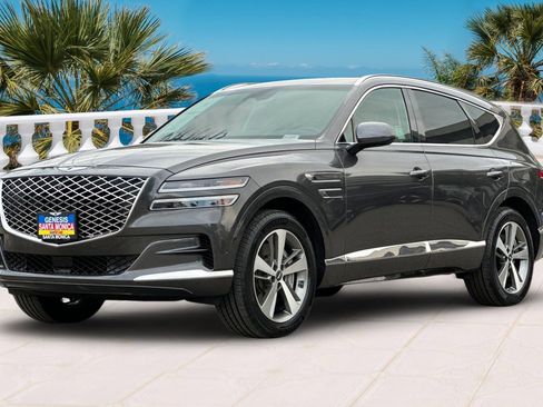 Used 2023 Genesis GV80 3.5T Advanced + w/ Cargo Package image 9