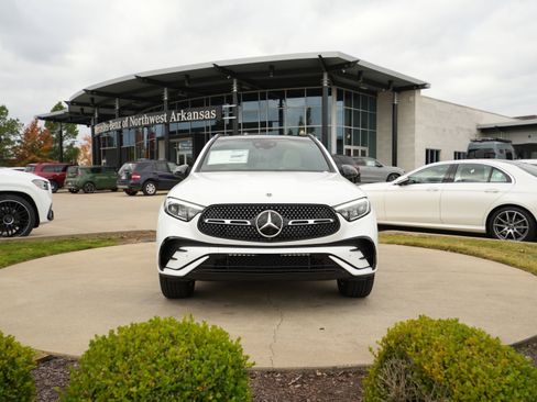 New 2026 Mercedes-Benz GLC 300 4MATIC image 2