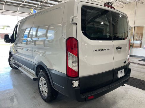 Used 2025 Ford Transit 250 Low Roof w/ Exterior Upgrade Package RWD image 5