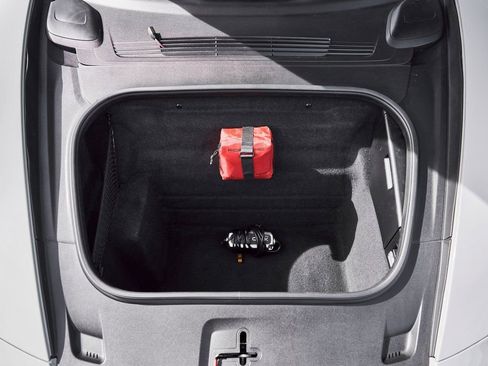 Used 2022 Porsche 911 Turbo S w/ 911 Turbo Sportdesign Package image 19