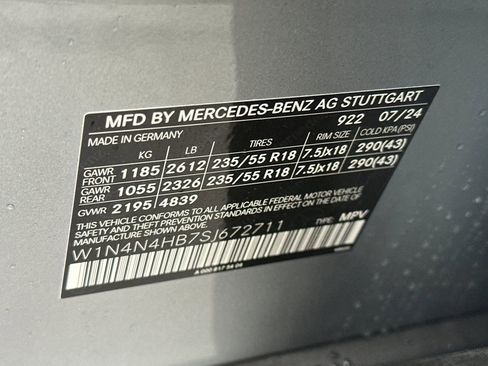Certified 2025 Mercedes-Benz GLA 250 4MATIC image 29