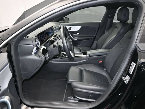 Used 2025 Mercedes-Benz CLA 250 image 15