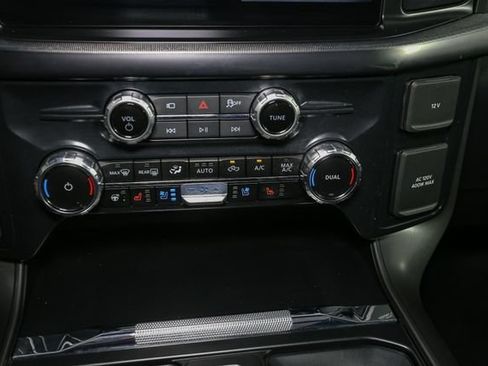 Used 2025 Ford F150 Lariat w/ Equipment Group 502A High AWD/4WD image 28