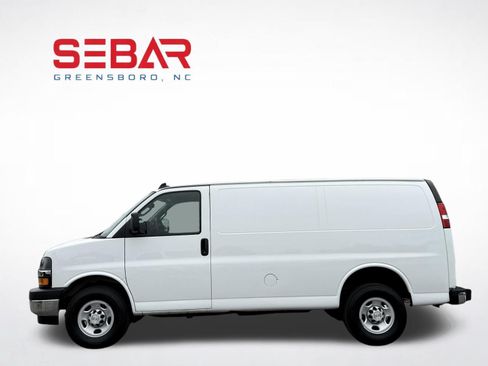 Used 2023 Chevrolet Express 2500 w/ Driver Convenience Package RWD image 11