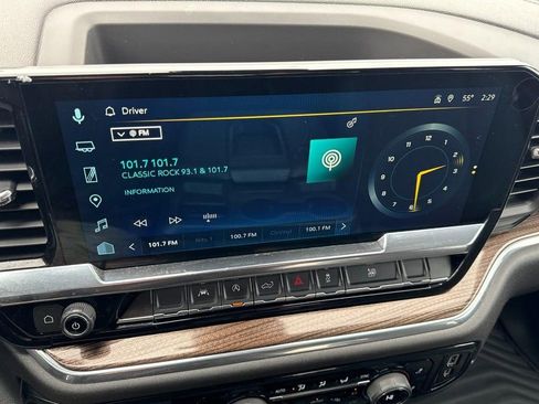 Used 2025 Chevrolet Silverado 1500 LT image 20