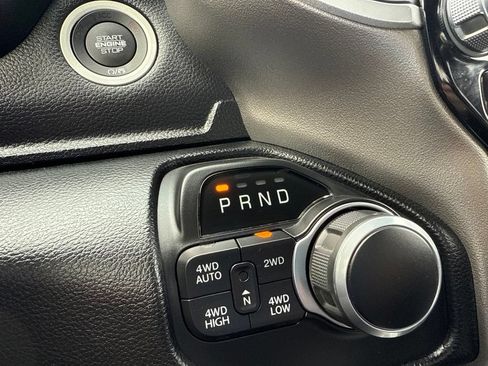 Used 2020 RAM 1500 Big Horn AWD/4WD image 31