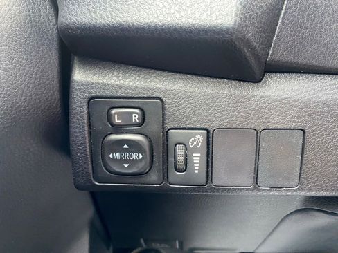 Used 2016 Toyota Corolla S FWD image 18