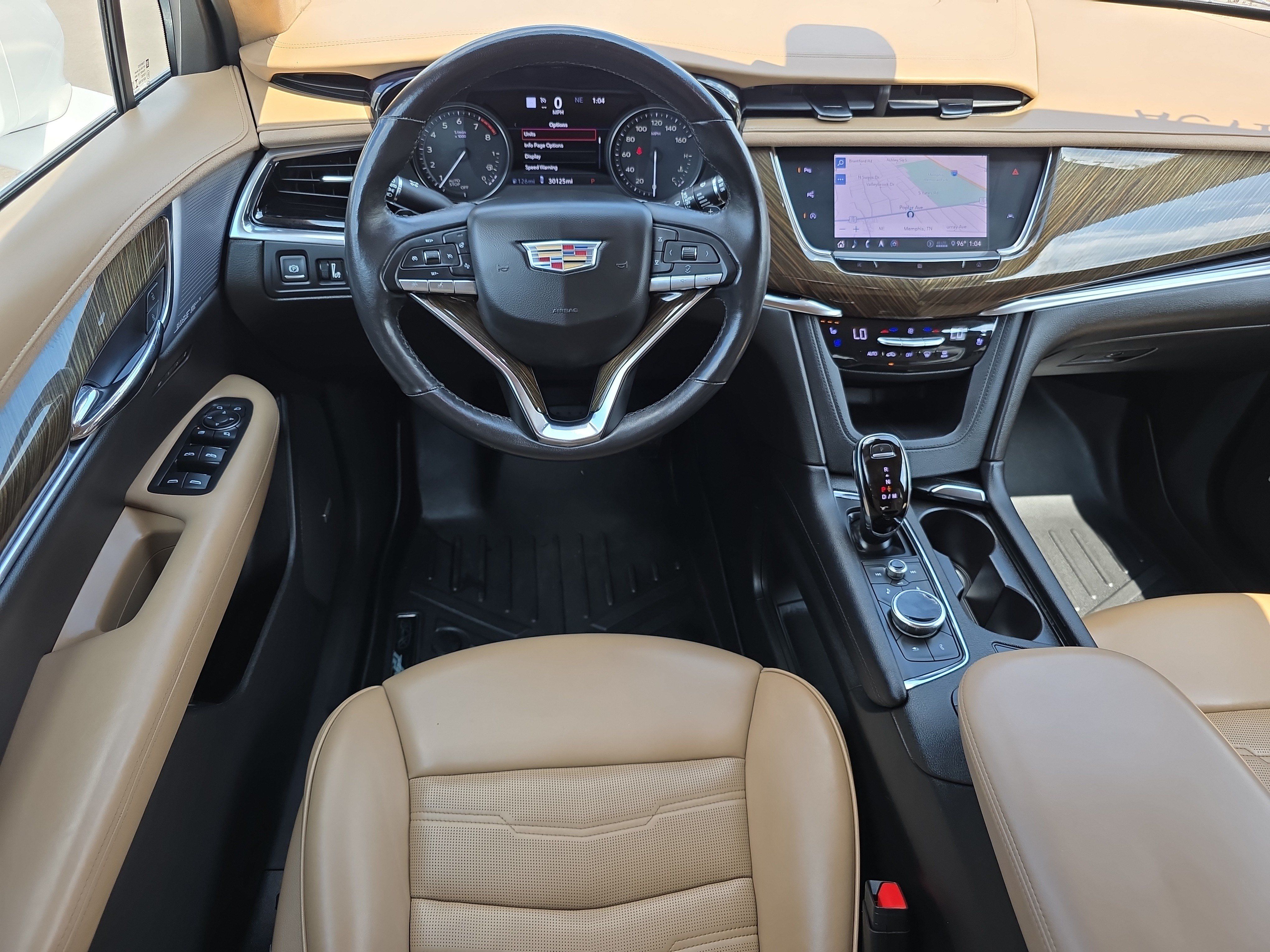Used 2020 Cadillac XT6 Premium Luxury w/ Platinum Package FWD image 14