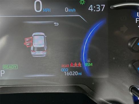 Certified 2025 Toyota RAV4 XLE image 18