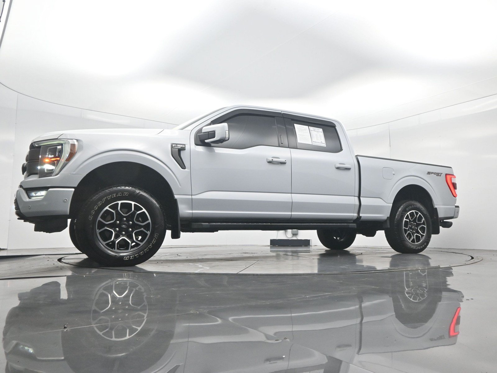 Used 2021 Ford F150 Lariat w/ Equipment Group 502A High AWD/4WD image 41