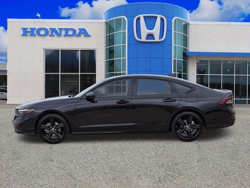 Used 2025 Honda Accord Sport image 6