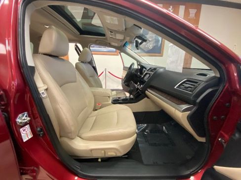 Used 2018 Subaru Outback 2.5i Limited image 19