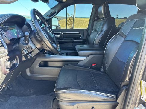 Used 2024 RAM 3500 Laramie w/ Night Edition image 9