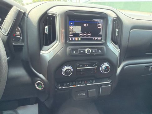 Used 2025 Chevrolet Silverado 1500 Custom w/ Turbomax Blackout Package AWD/4WD image 35